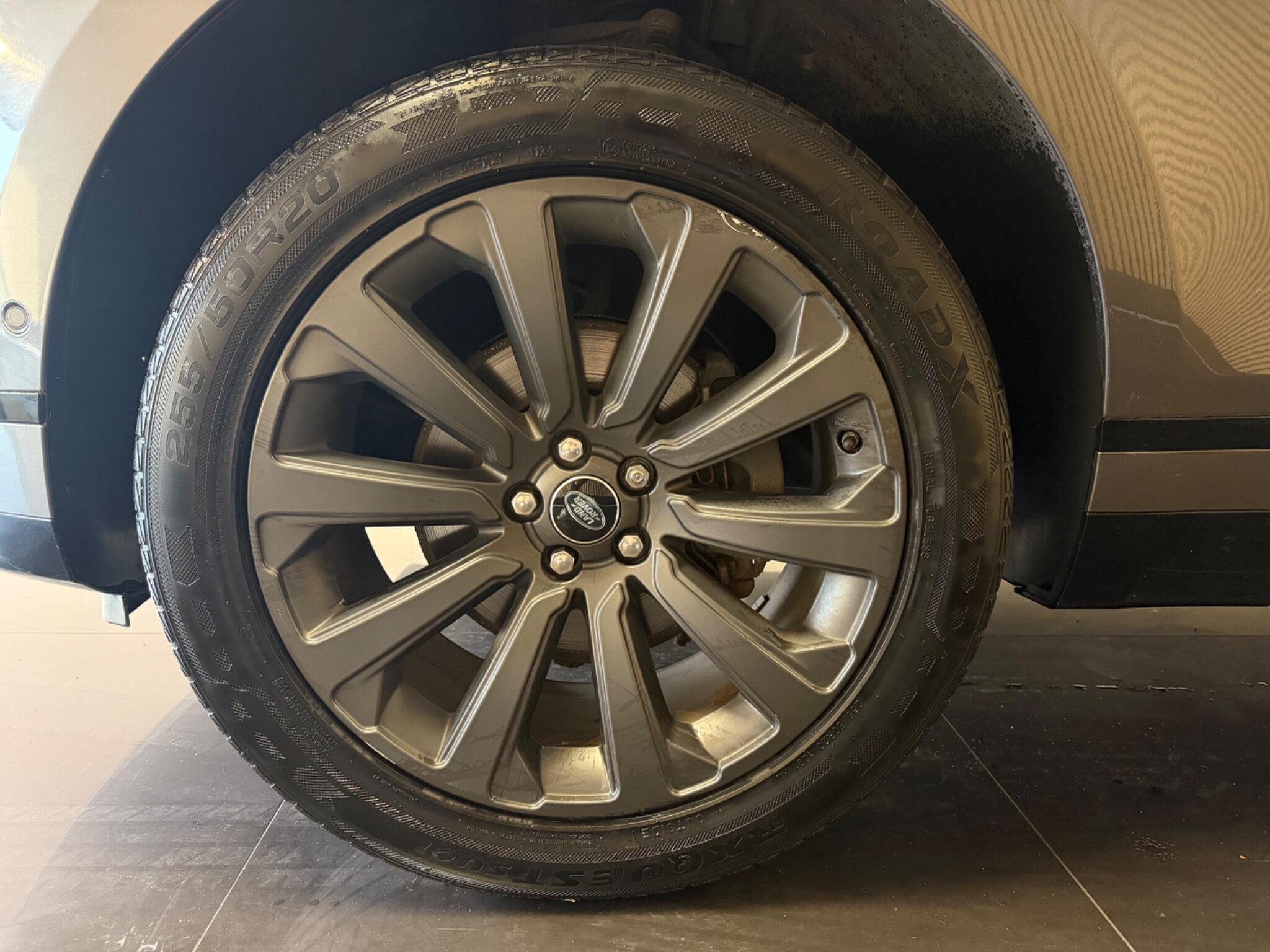 Land Rover Range Rover Velar